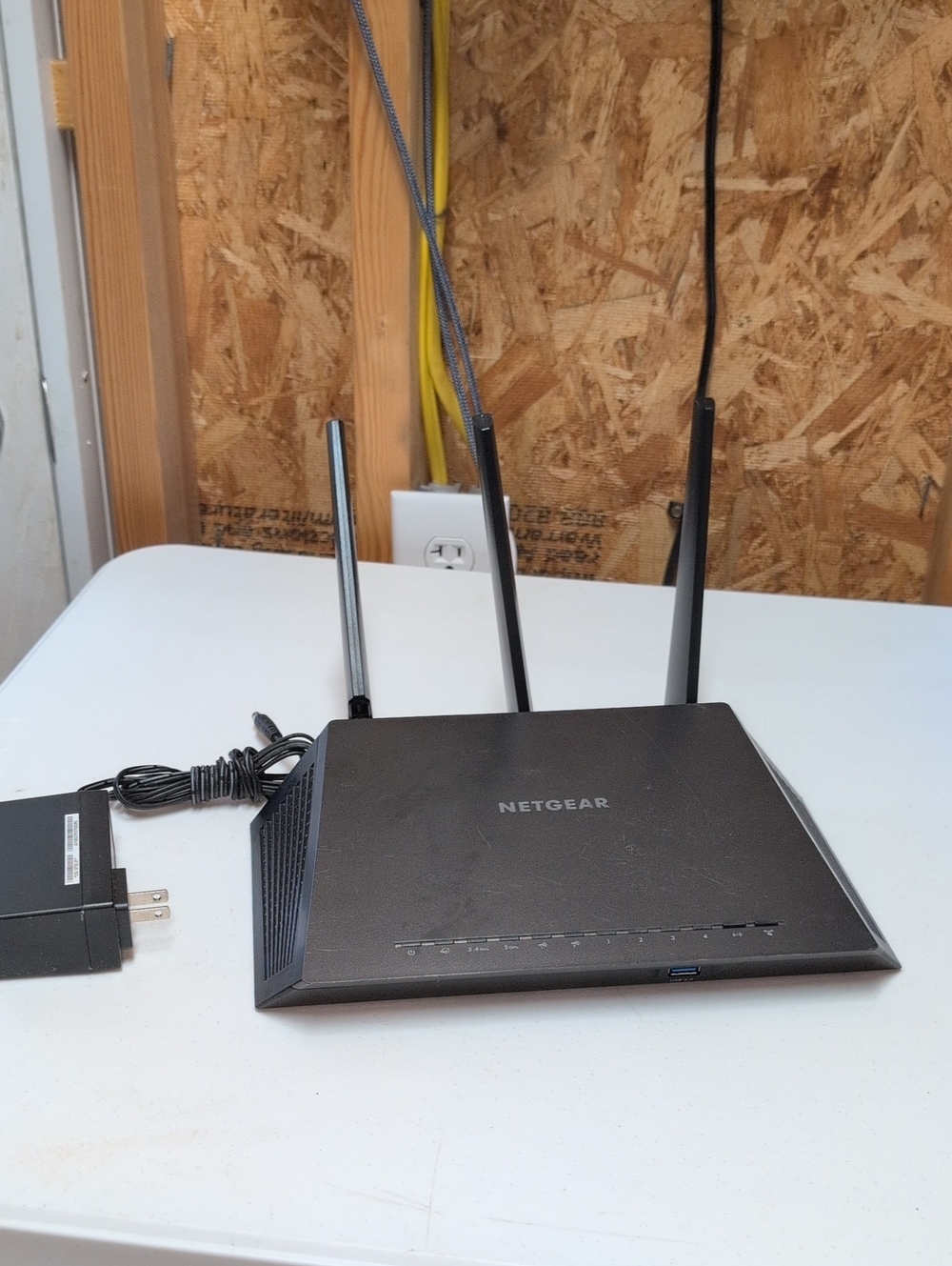 NETGEAR Nighthawk Ac1900..Black Wifi Router (96) - Picture 1 of 6
